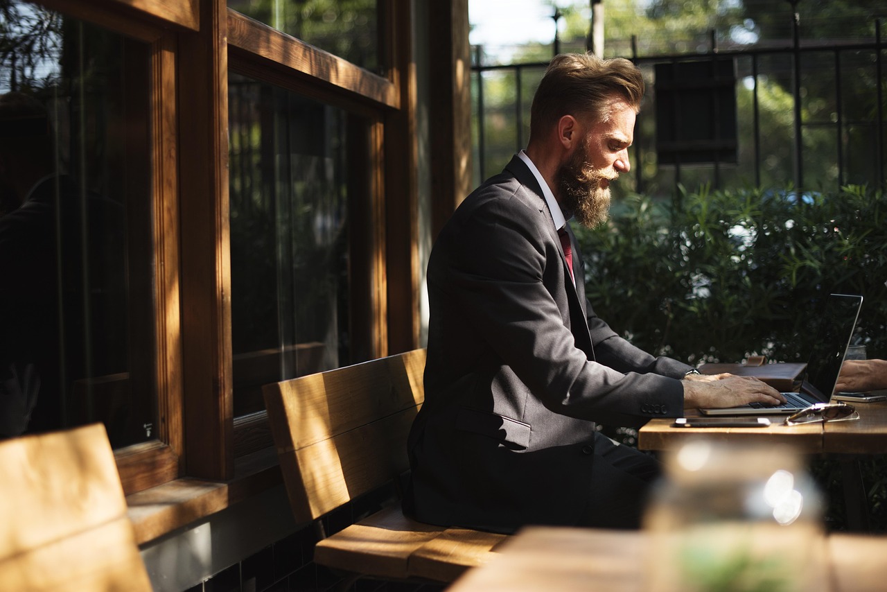 Beard, business, business people — MMA Streams: Bridging Gaps and Connecting Global Audiences