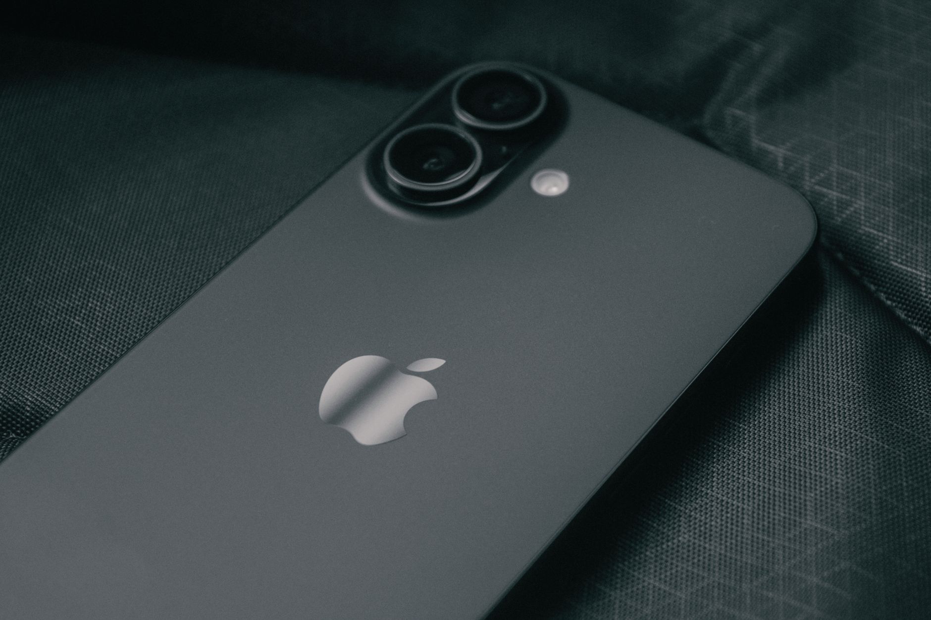 iPhone 17 price drop